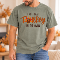 Turkey In The Oven Comfort Colors Shirts – Thanksgiving Pregnancy Couple Gift