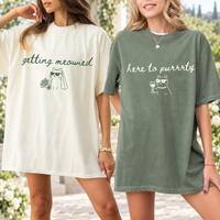 Funny Bride Cat Theme Bachelorette Shirts, Getting Meowied Cat Lover Bachelorette Party Oversized Cotton Tees
