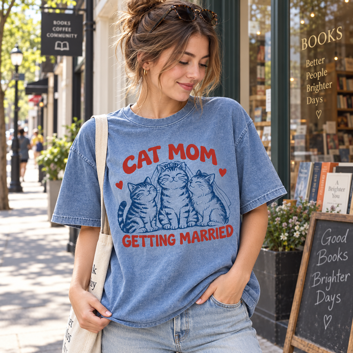 Cat Mom Getting Married Comfort Colors T-Shirt, Bride Cat Shirt, Bridal Shower Gift for Cat Loving Bride, Bachelorette Shirt, Wedding Weekend Tee