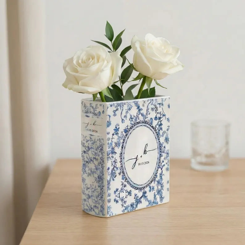 Personalized Weeding Ceramic Book Vase, Custom Wedding Vase, Toile de Jouy Vase, Couple Initial Gift, Bridal Shower Gift