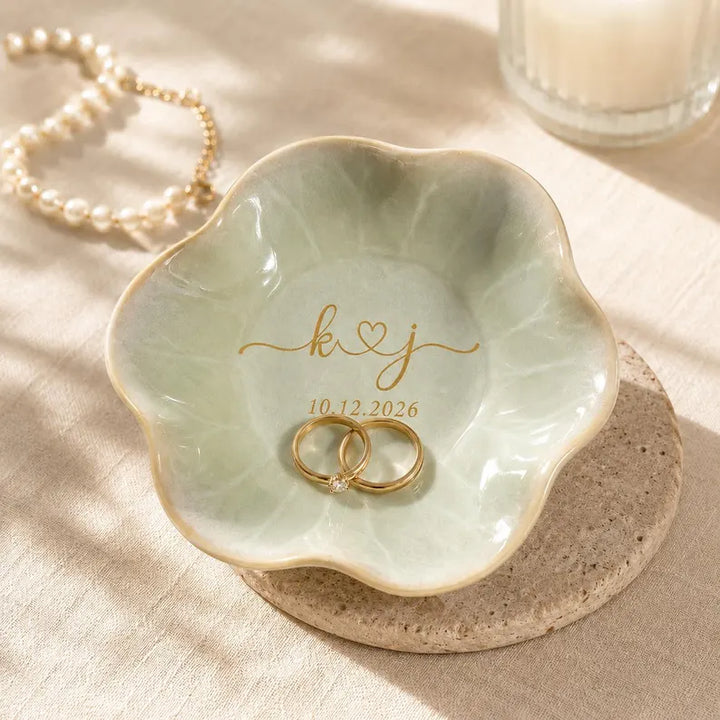 Personalized Ceramic Ring Dish, Custom Jewelry Tray with Gold Engraving, Wedding Ring Holder, Engagement Gift for Her, Mr and Mrs Gift