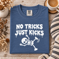 No Tricks Just Kicks Skeleton Shirt – Halloween Pregnancy Announcement