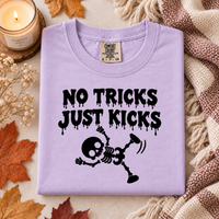 No Tricks Just Kicks Skeleton Shirt – Halloween Pregnancy Announcement
