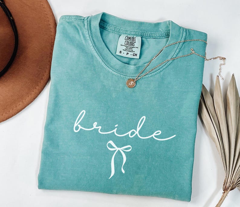 Bride Shirt with Bow Bride Tee Trendy Oversized Bride Shirt with Bow Bride to Be Shirt Wedding Shirt Bride Gift for Bridal Shower Gift Shirt