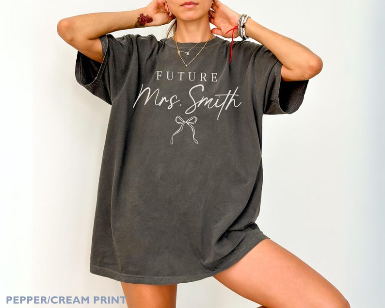 Custom Future Mrs Bow Bride Comfort Colors Shirt Bridal Gift Minimalist Bride Shirt Future Mrs Coquette Bride to be Gift for Honeymoon Shirt