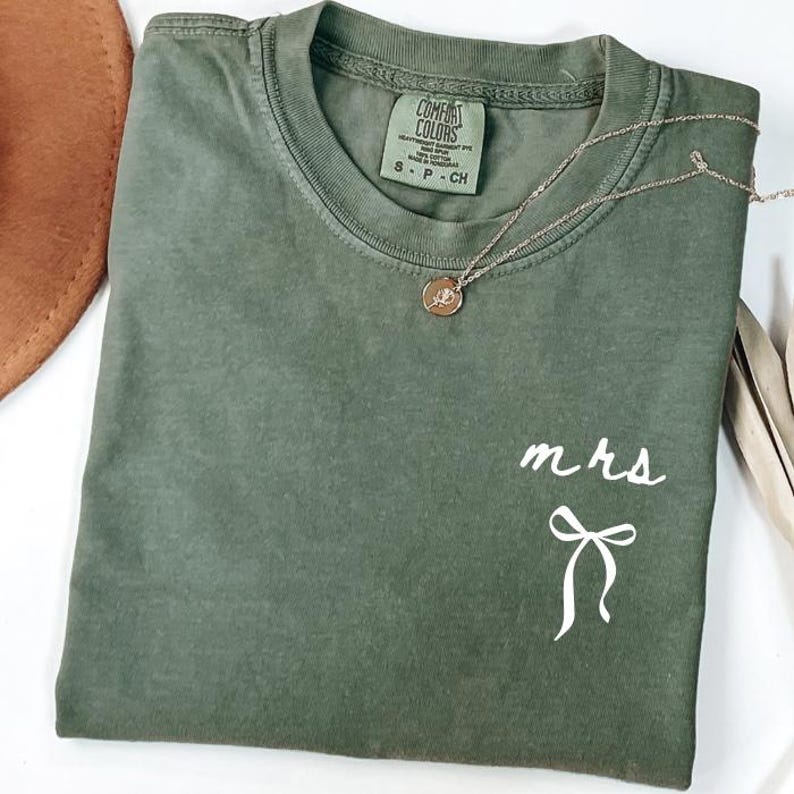 Comfort Colors Bride Shirt: Personalized Future Mrs Shirts, Coquette Bow Bride Shirts, Minimalist Simple Bride Gifts For Her