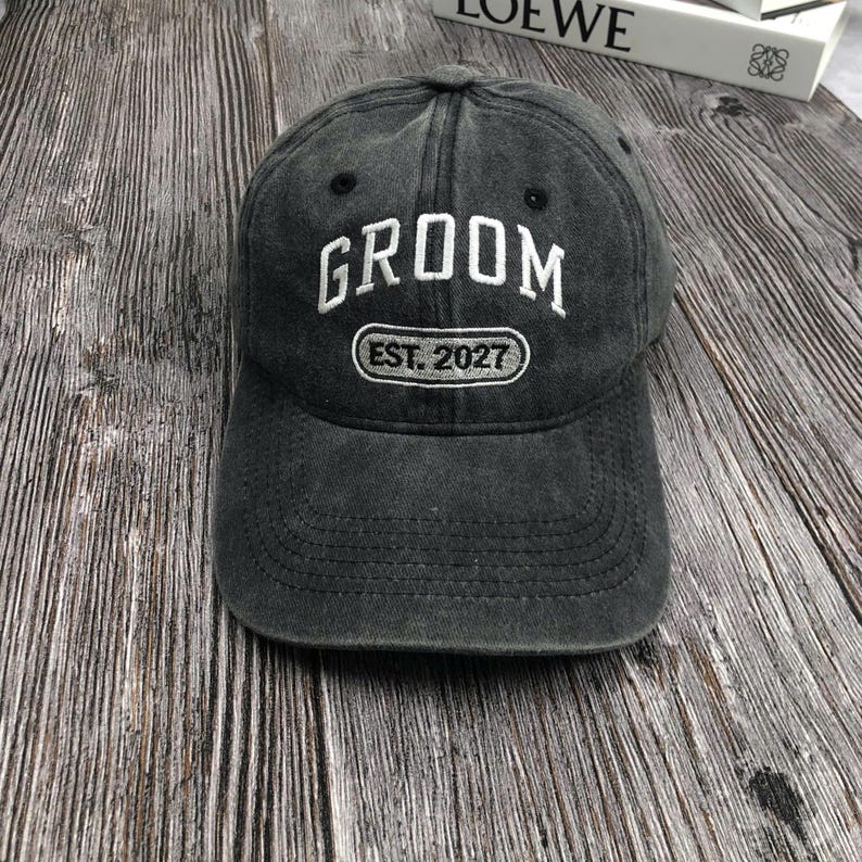Custom Bride and Groom Est 2026 Embroidered Hat Set, Mr and Mrs Hat, Bride & Groom Matching Hats, Wedding Couple Caps
