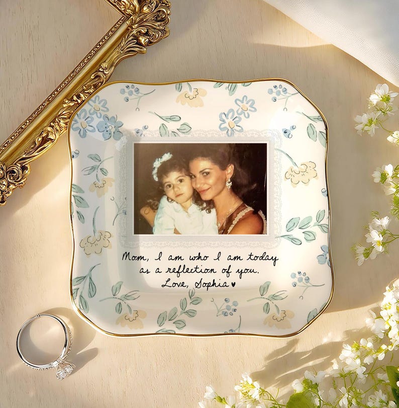Personalized Mother of The Bride Gift, Picture Jewlery Plate, Custom Mom Photo Jewelry Dish, Wedding Gifts for Mom, Mom Gift