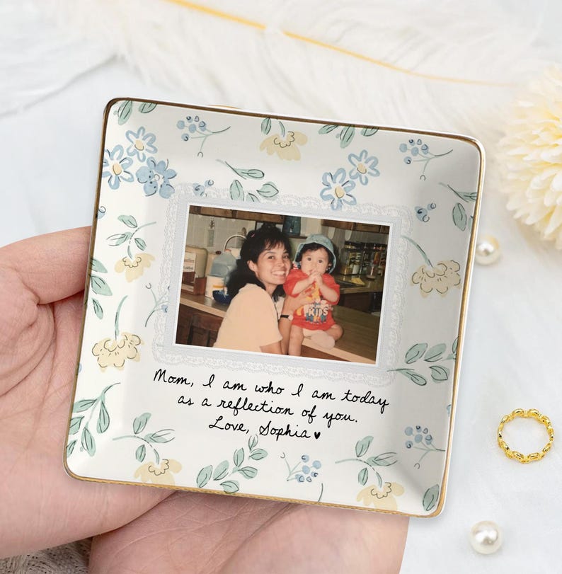 Personalized Mother of The Bride Gift, Picture Jewlery Plate, Custom Mom Photo Jewelry Dish, Wedding Gifts for Mom, Mom Gift