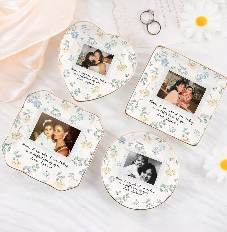 Personalized Mother of The Bride Gift, Picture Jewlery Plate, Custom Mom Photo Jewelry Dish, Wedding Gifts for Mom, Mom Gift