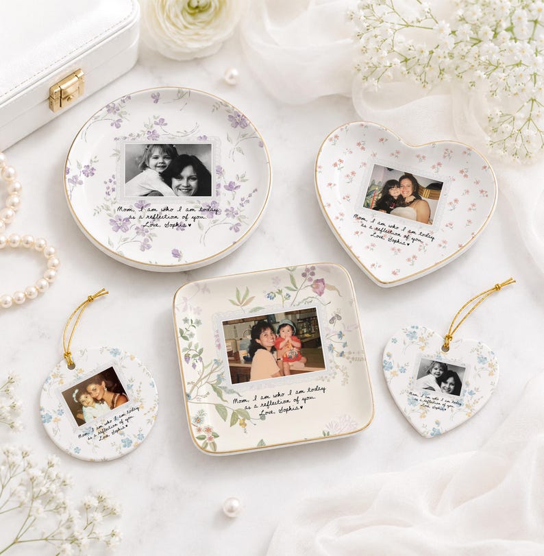 Personalized Mother of The Bride Gift, Picture Jewlery Plate, Custom Mom Photo Jewelry Dish, Wedding Gifts for Mom, Mom Gift