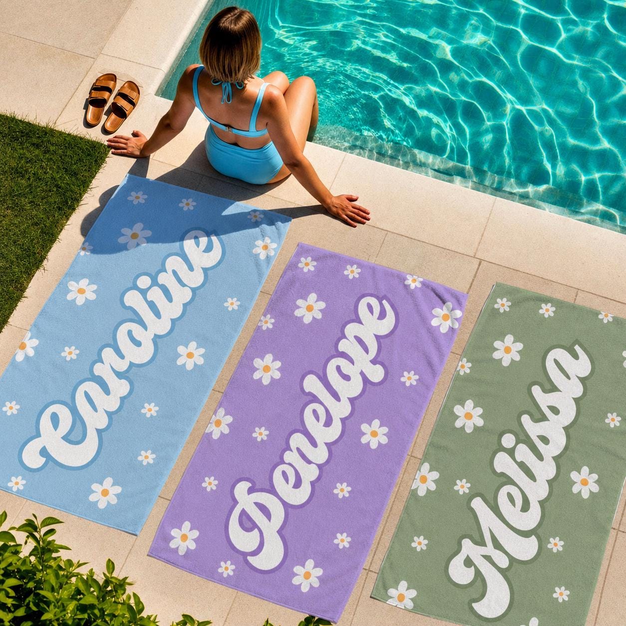 Personalized Daisy Beach Towel, Custom Name Retro Bath Towel, Bachlorette Gift, Kids Beach Towel